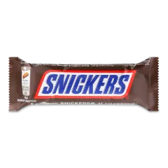 Батончик Snickers з арахісом у молочному шоколаді